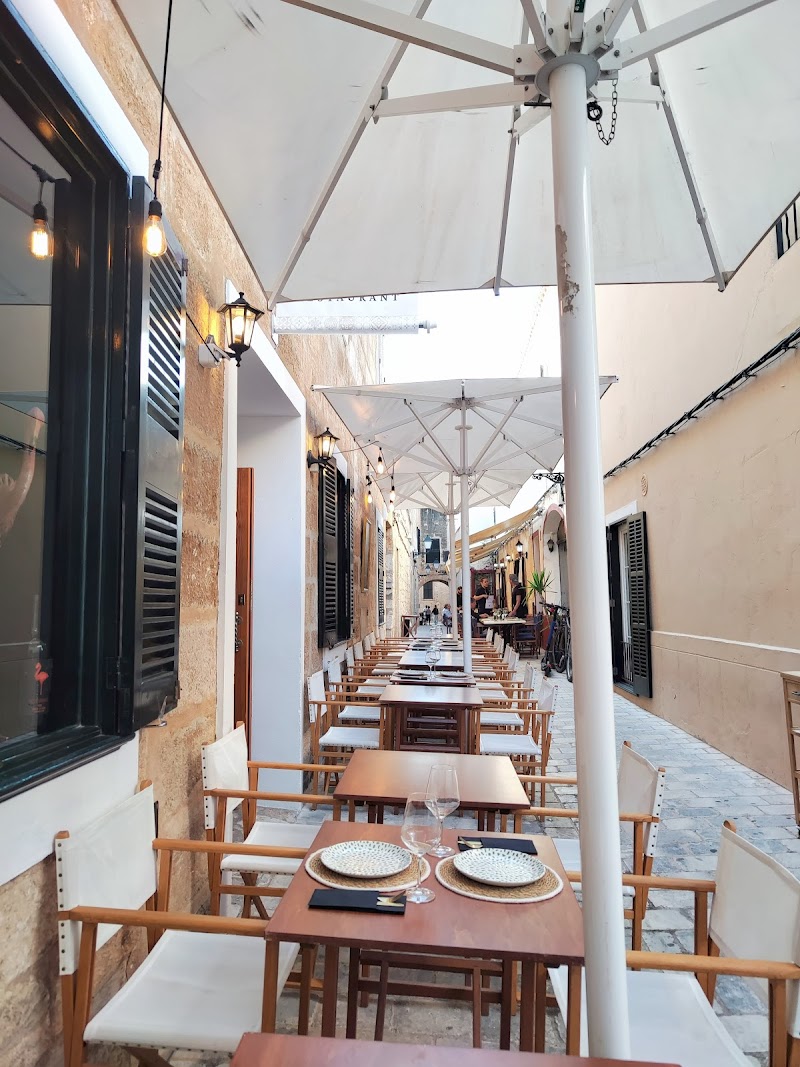 4 cadires gastroteca